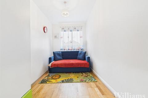 2 bedroom apartment for sale, Willow Road, Aylesbury HP19