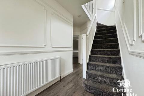 undefined, Leyburn Road, London, N18