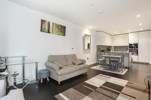 2 bedroom flat to rent, Haines House,10 Charles Clowes Walk, The Residence, Nine Elms, London, SW11