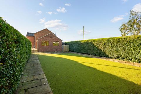 undefined, Hundred Foot Bank, Littleport, CB6