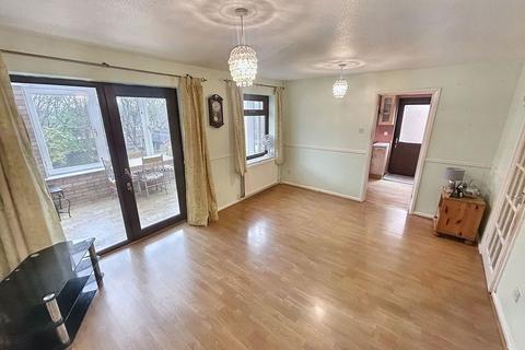 undefined, Ffordd Trecastell, Pontyclun CF72