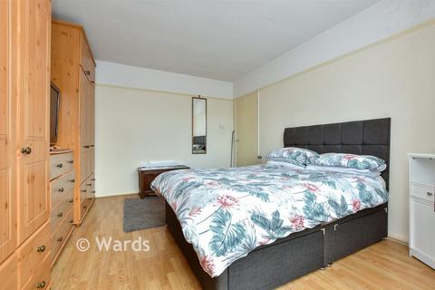 2 bedroom detached bungalow for sale, Fernlea Avenue, Herne Bay, Kent