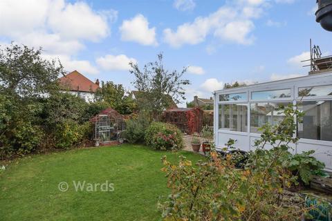 2 bedroom detached bungalow for sale, Fernlea Avenue, Herne Bay, Kent