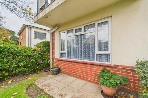 2 bedroom apartment for sale, Twynham Road, Bournemouth, Dorset, BH6