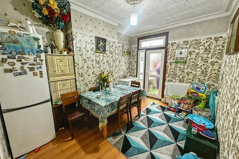 3 bedroom terraced house for sale, Birkbeck Road, London