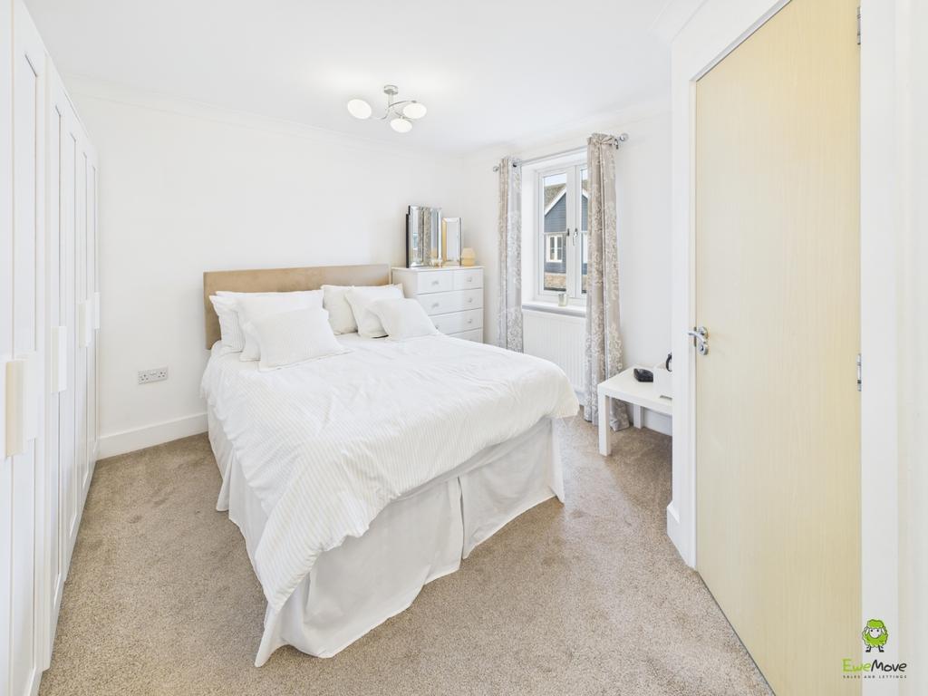 Master Bedroom James Hillier Ewe Move Bexley and Da