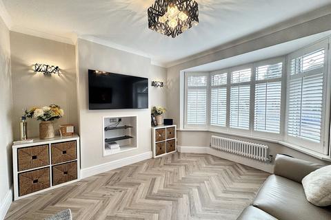 5 bedroom semi-detached house for sale, Lynton Crescent, Manchester M28