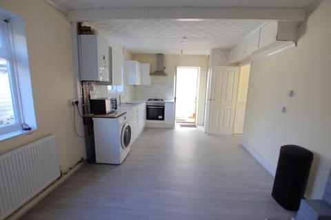 undefined, Dartford Avenue, Edmonton, London, N9