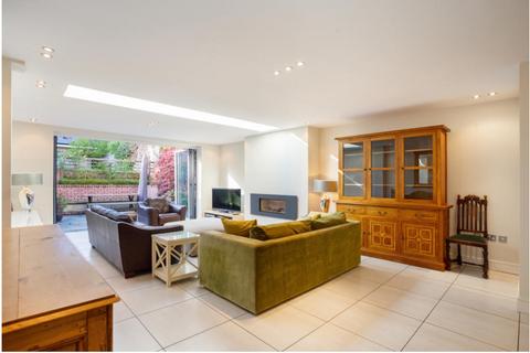 undefined, Somerset Road, Wimbledon