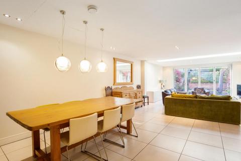 undefined, Somerset Road, Wimbledon