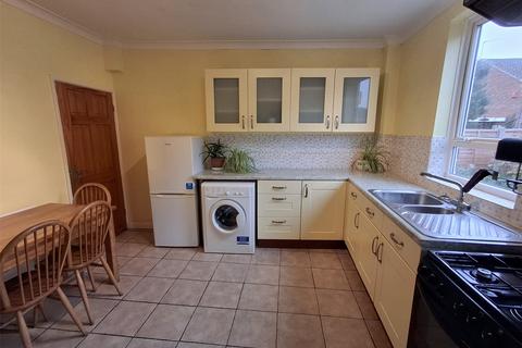 2 bedroom end of terrace house for sale, Hurcott Road, Kidderminster, Worcestershire, DY10