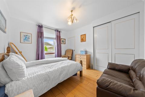 94 Burnhall Place, Wishaw, ML2 8EE