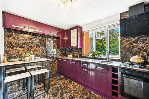 3 bedroom apartment for sale, Kent Road, London, W4