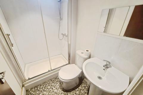 4 bedroom semi-detached house to rent, Cawdor Road, Manchester, Greater Manchester, M14