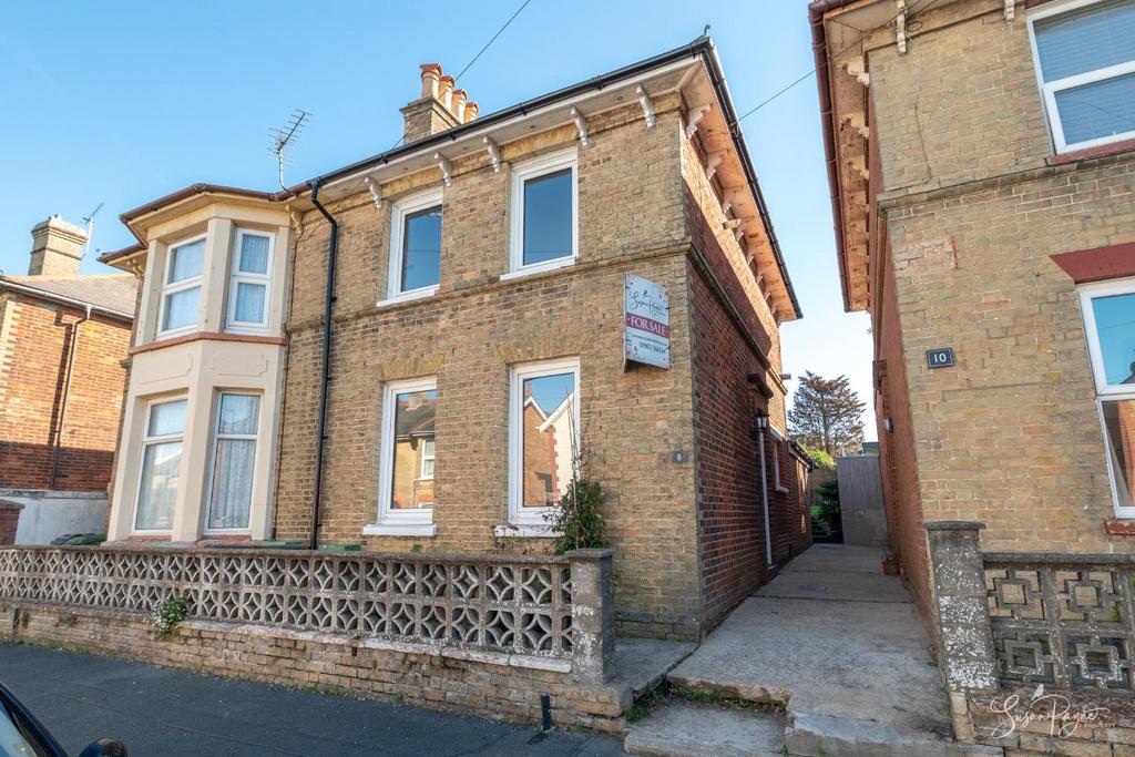 Welcome to 8 Osborne Road