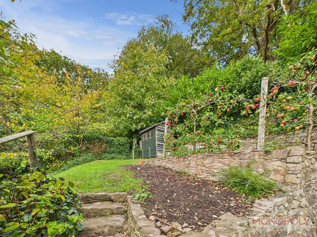 Left Side Garden