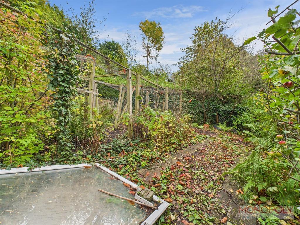 Front Right Garden