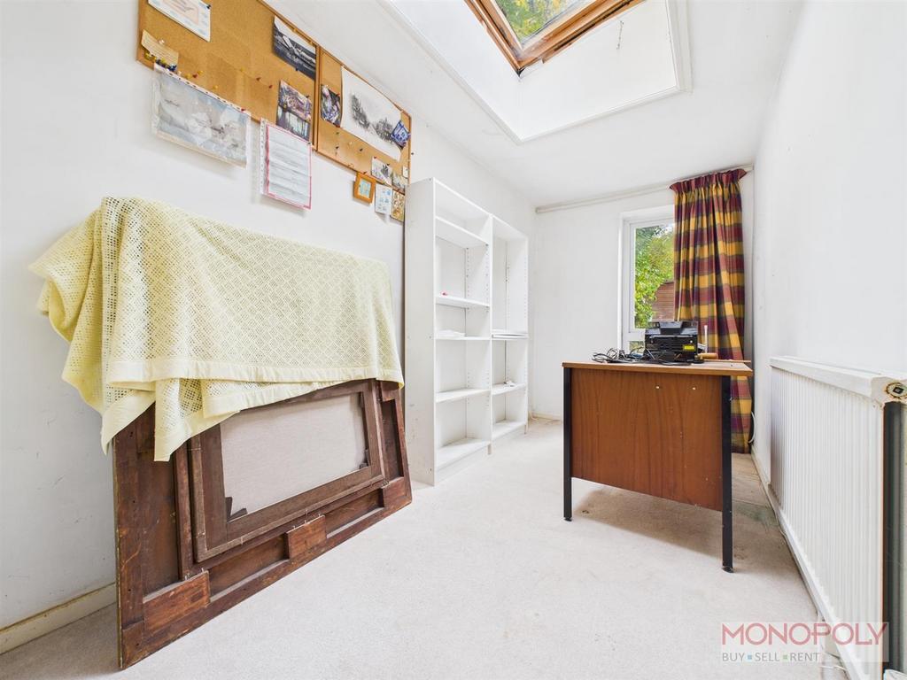 Bedroom Five/Office