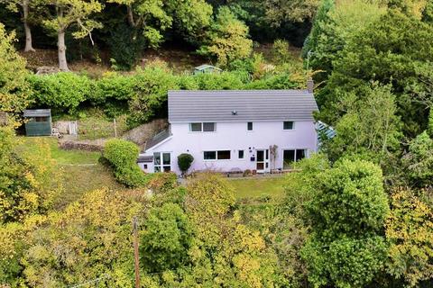 undefined, Rhyddyn Hill, Caergwrle, Wrexham