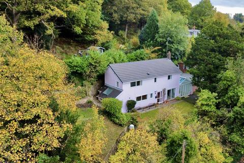 5 bedroom detached house for sale, Rhyddyn Hill, Caergwrle, Wrexham