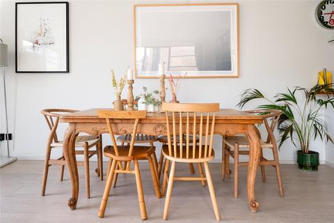 2 bedroom apartment for sale, Ice Wharf, New Wharf Road, London, N1