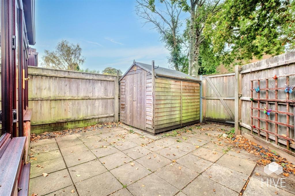 Shed and rear access