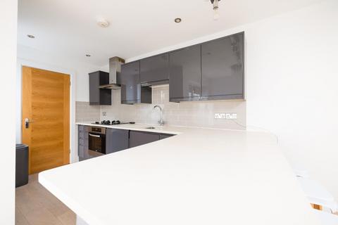 3 bedroom terraced house for sale, Park Mews, Victoria Park