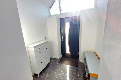 5 bedroom house to rent, Meehan Road, Greatstone, New Romney