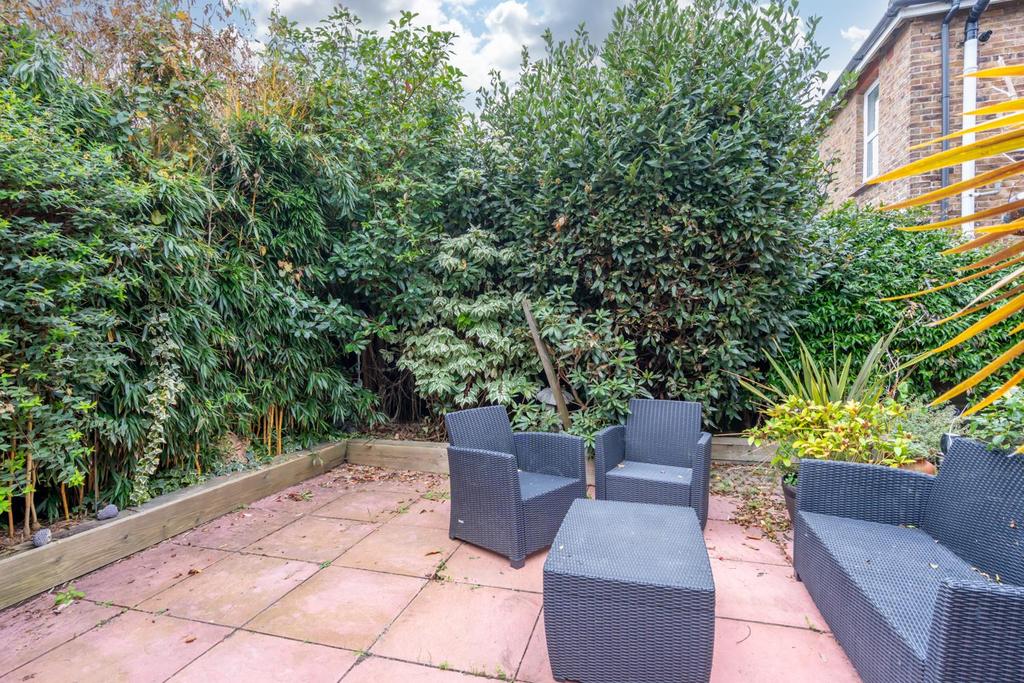 Rear Garden (3).jpg