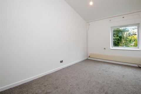 undefined, GRANBY COURT