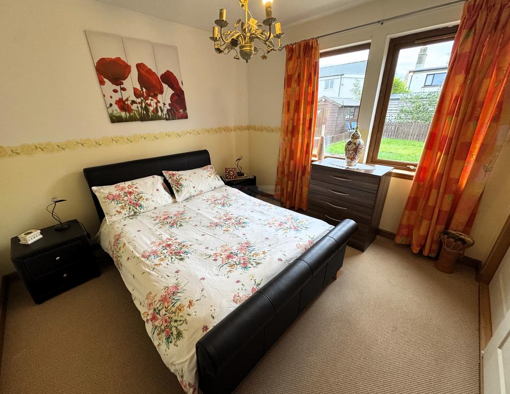 Bedroom 2a.JPG