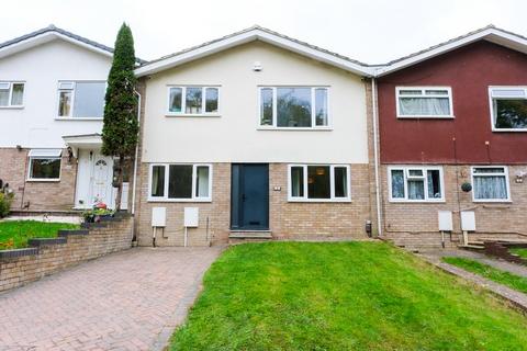 Margeholes, Watford WD19