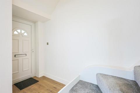 2 bedroom chalet for sale, Kendal Close, Hullbridge SS5