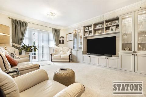 2 bedroom apartment for sale, Chase Road, London, N14