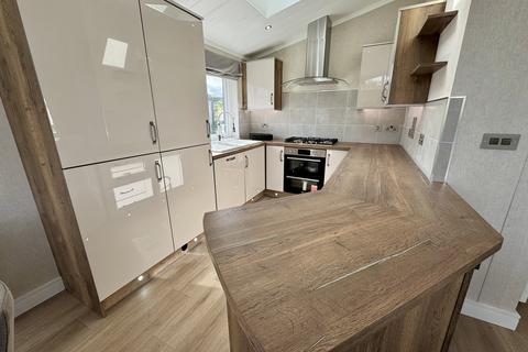 undefined, Staines-upon-Thames, Surrey, TW18