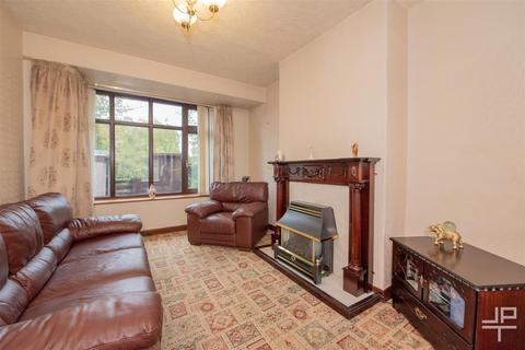 3 bedroom semi-detached house for sale, Pear Tree Grove, Manchester M29