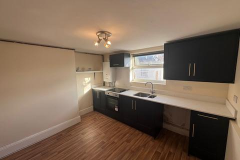 3 bedroom flat to rent, Lea Bridge Road, London, Greater London. E10 7DY
