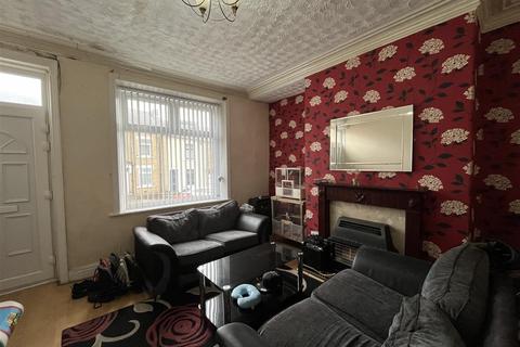 3 bedroom terraced house for sale, Harlow Road, Bradford BD7