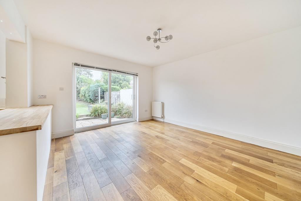 Kitchen/Reception
