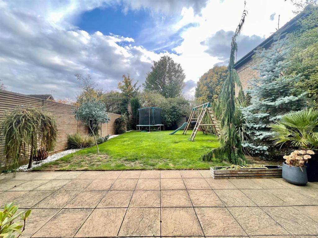 Garden 2.jpg