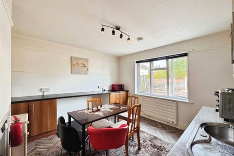 Studio to rent, Yarmouth Road, Norwich, Norfolk, NR7