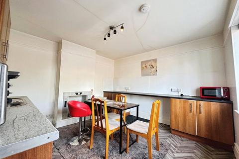 Studio to rent, Yarmouth Road, Norwich, Norfolk, NR7