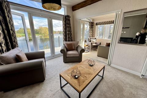 undefined, Staines-upon-Thames, Surrey, TW18