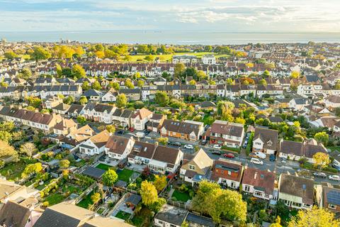 undefined, Southborough Drive, Westcliff-on-sea, SS0