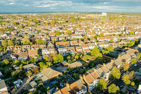 undefined, Southborough Drive, Westcliff-on-sea, SS0