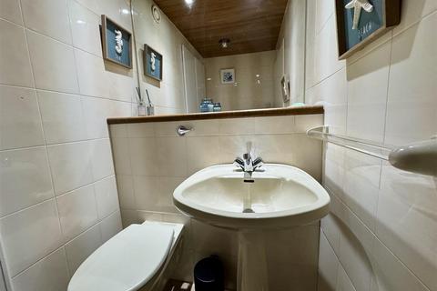 undefined, Glyn Garth Court, Glyn Garth, Menai Bridge