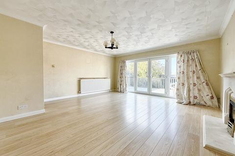 4 bedroom detached bungalow for sale, Kings Worthy