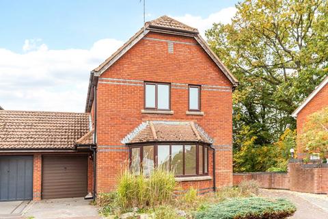 Rowan Close, Pewsey, Wiltshire, SN9