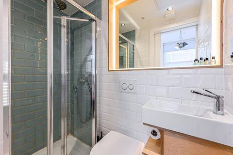 Studio to rent, Philbeach Gardens, Earls Court, London, SW5