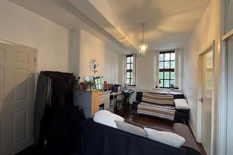 1 bedroom flat for sale, Flat 11 Buxton Lodge, Brading Crescent, Wanstead, London, E11 3RN